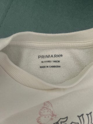 Sudadera blanca con estampado