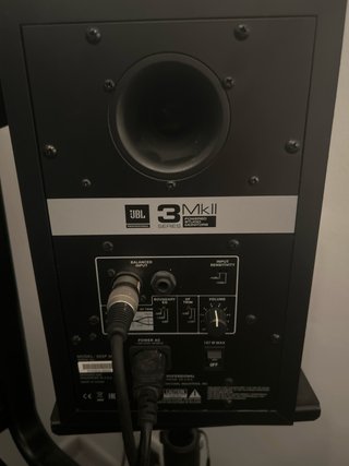Monitores JBL 305P MkII (Negro)