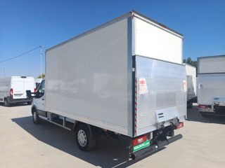 Ford Transit chasis caja cerrada con trampilla