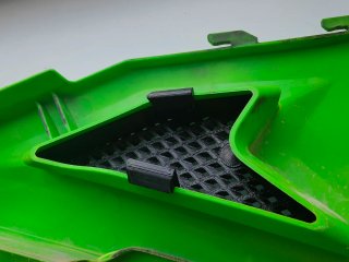 Tapa Rejilla Caja Filtro Kawasaki KX 250-450 20-25