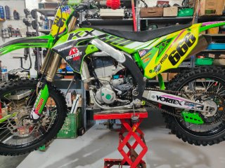 Tapa Rejilla Caja Filtro Kawasaki KX 250-450 20-25