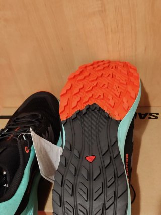 Salomon Sense Ride 5 Negro/Verde Azulado