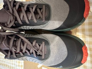 Zapatillas trail Nnormal Tomir 2.0 gris/verde
