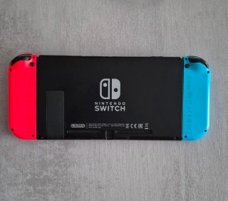 Nintendo Switch + Accesorios