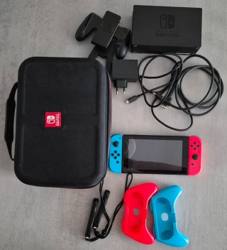 Nintendo Switch + Accesorios
