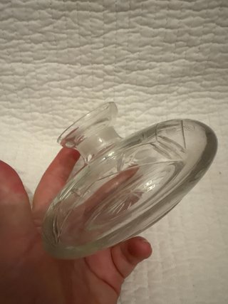 Perfumero antiguo cristal tallado