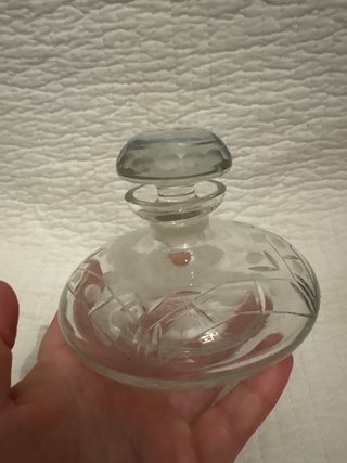 Perfumero antiguo cristal tallado