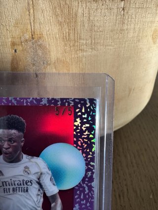 Carta da collezione Vini Jr. 5/5 Topps Finest UCC 25-26