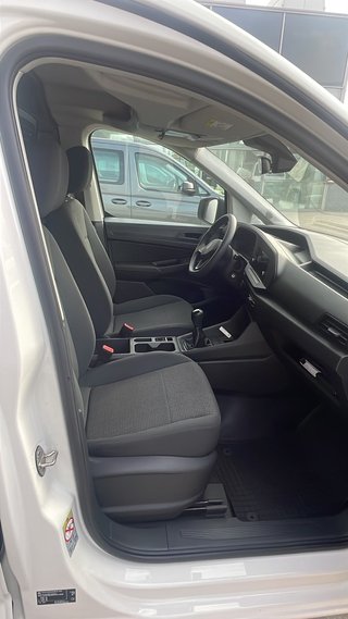 ULTIMA UNIDAD! Volkswagen Caddy 2021 102CV*