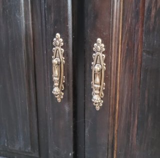 Mueble recibidor madera oscuro