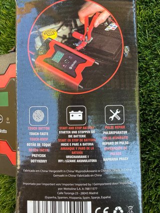 Cargador de Batería Wotto Rojo