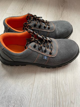 Zapatos de Seguridad Grises y Naranjas