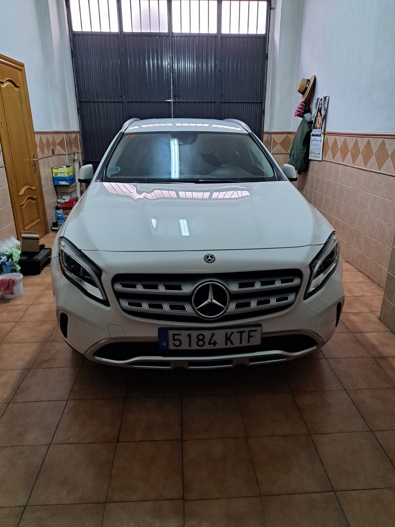 Mercedes-Benz GLA 2019 - foto 1