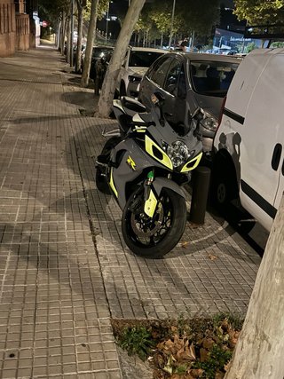 Una moto