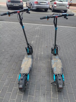 2 Patinetes Eléctricos SmartGyro Rockway
