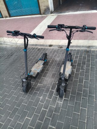 2 Patinetes Eléctricos SmartGyro Rockway