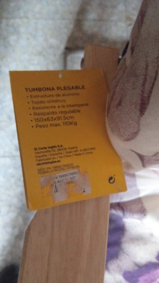 Tumbona floral beige y morada