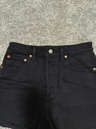 Short vaquero negro Levi's