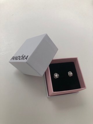 Pendientes Pandora Círculo Eternidad Junio