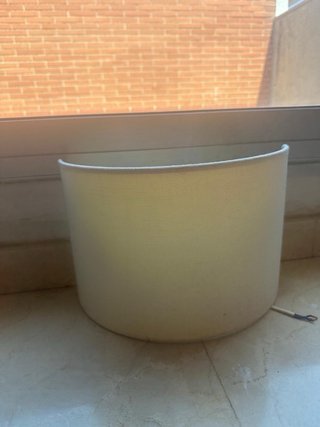 Aplique de pared beige y blanco