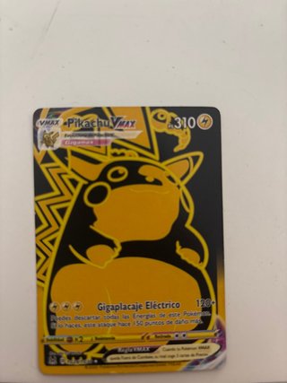 Carta Pokémon Pikachu VMAX Gigamax
