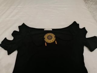 Maglietta donna nera con decorazione