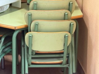 Sedie scolastiche vintage in acciaio e legno