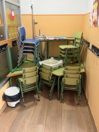 Sedie scolastiche vintage in acciaio e legno