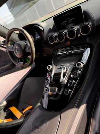 Mercedes-Benz AMG GT-R (GREEN HELL MAGNO) 2018