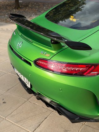Mercedes-Benz AMG GT-R (GREEN HELL MAGNO) 2018