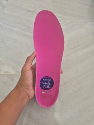Zapatillas Nike rosas y blancas