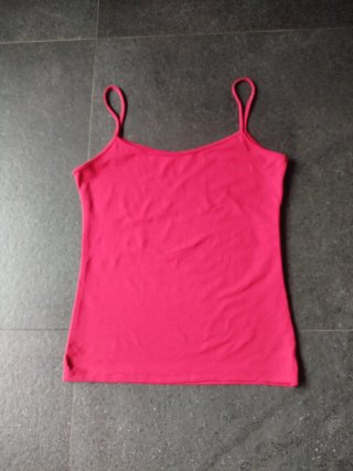 Camiseta Zara nueva de tirantes de licra rosa
