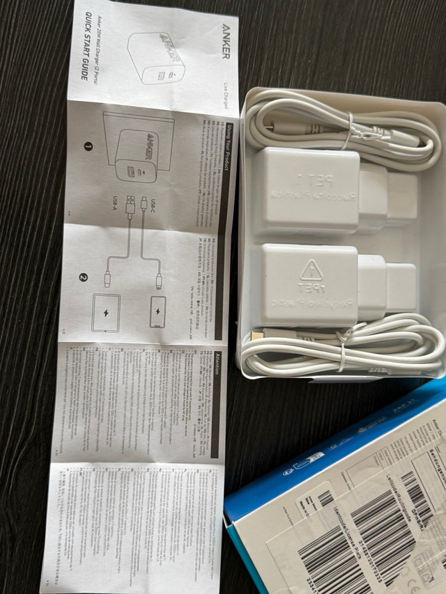 Pacchetto 2 Caricabatterie Anker 20W USB-C + USB-A