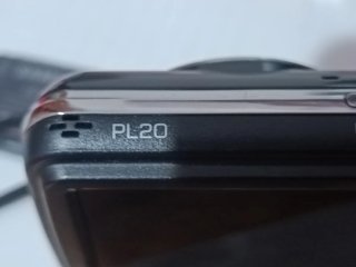 Samsung PL20 Fotocamera Digitale 14.2 MP Nera
