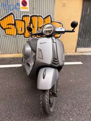Vespa GTS 300 Super