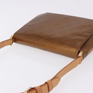 LOUIS VUITTON Monogram Vernis Thompson Street Bag
