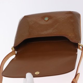LOUIS VUITTON Monogram Vernis Thompson Street Bag