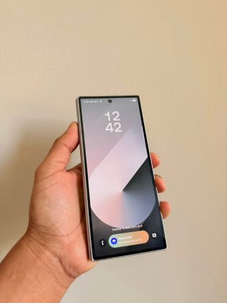 Samsung Galaxy Z Fold 6 con Factura y Garantía