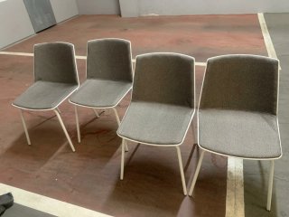 Mesa extensible y 4 sillas comedor