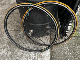 Bicicleta BH APRICA carretera