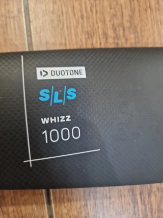 Ala Duotone Whizz 1000 + Estabilizador P180