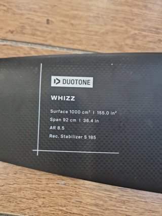 Ala Duotone Whizz 1000 + Estabilizador P180