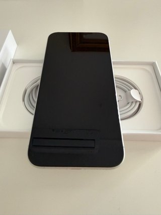 iPhone 16 Plus blanco