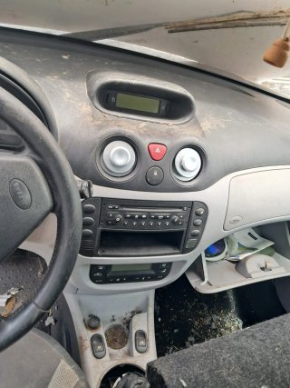 Despiece Citroën C3 Pluriel 1.4 Gasolina año 2006