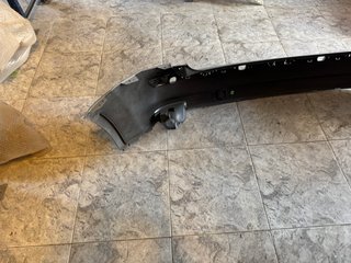 PARAGOLPES TRASERO FORD FOCUS 04-08