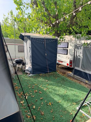 Caravana completa con avancé, cocina y trastero