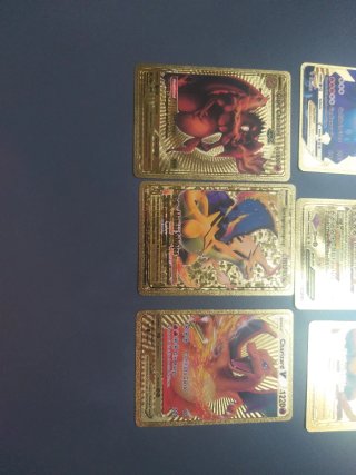 Cartas Doradas Pokémon Charizard V/VMAX