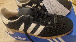 Adidas Bambas Tejidas Negras y Blancas