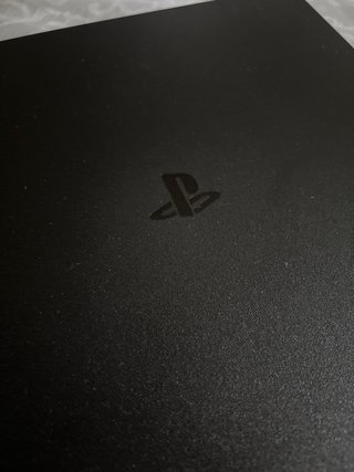 Consola PS4 Slim Negra + 2 Mandos