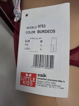 Conjunto Pijama Satén y Encaje Burdeos Little Kiss